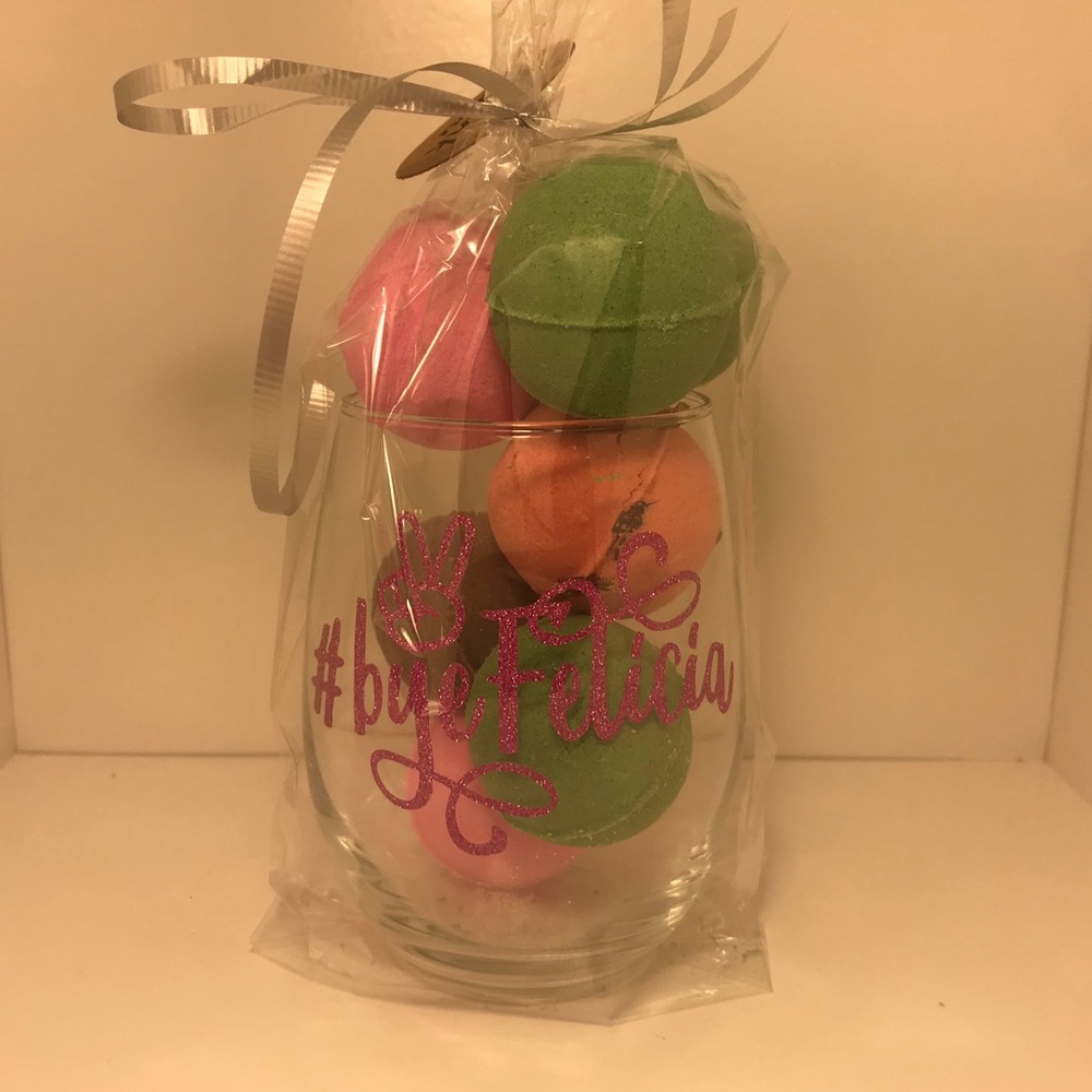#ByeFelicia Bath Bomb Wine Glass
